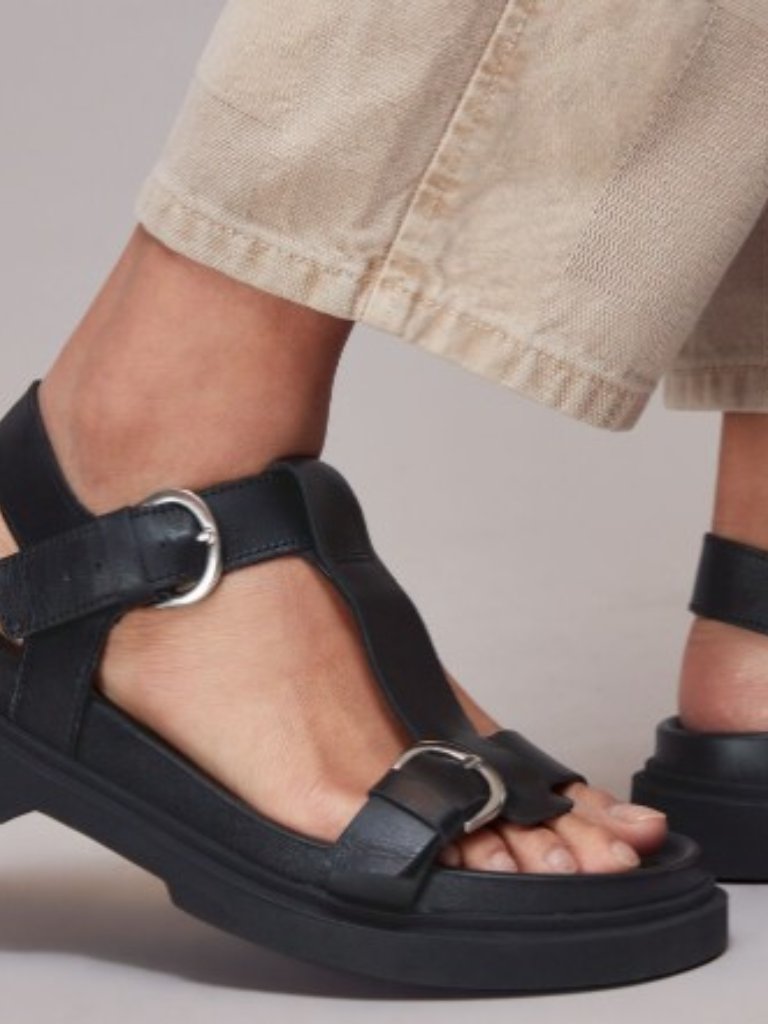 Nwt Whistles Black Porto Double Buckle Sandal - Sz Us 7 / Uk 5 / Eu 38